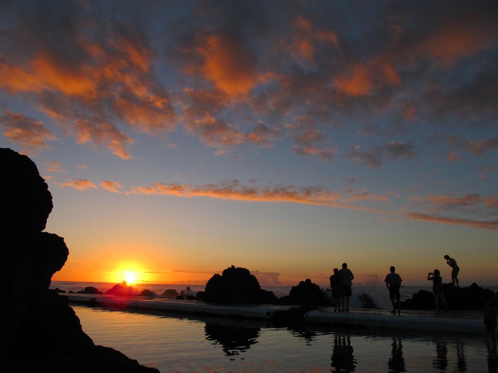 Bisbis House Guest House Porto Moniz Exterior photo